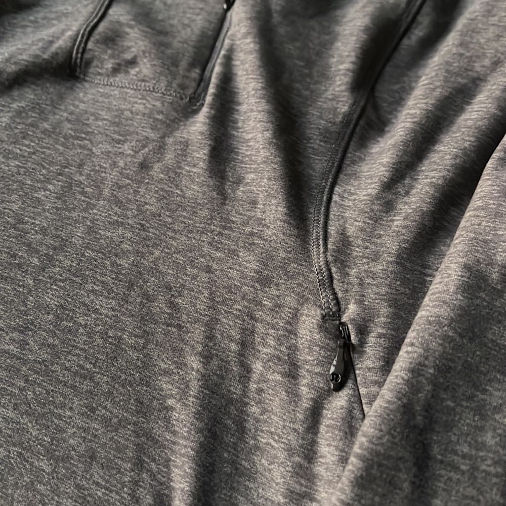 Lululemon Pullover - Picture 3 of 9